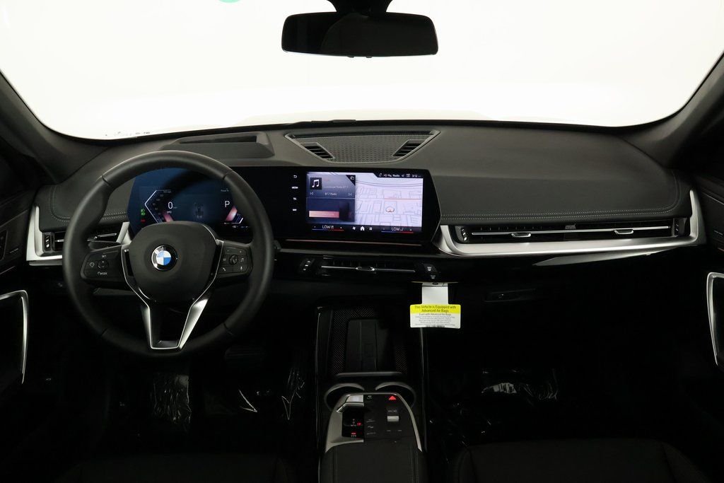 New 2026 Jet Black BMW xDrive28i image 4