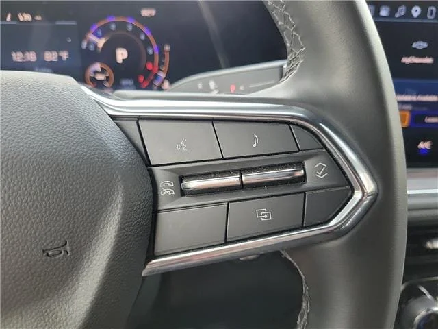 Used 2025 Silver Chevrolet LT 4x2 image 19