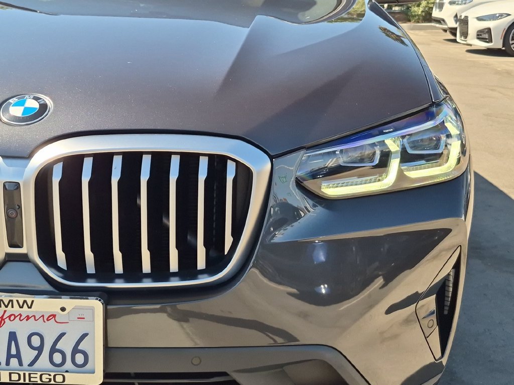 Used 2023 Gray BMW xDrive30i image 24