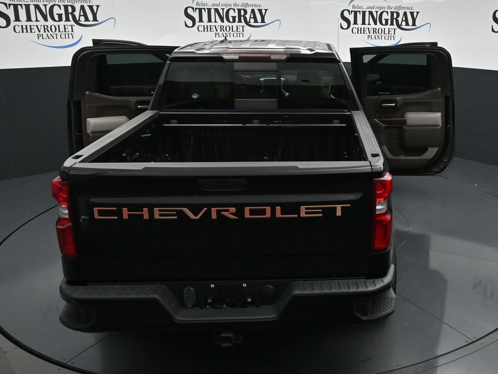 Used 2019 BLACK Chevrolet RST image 35