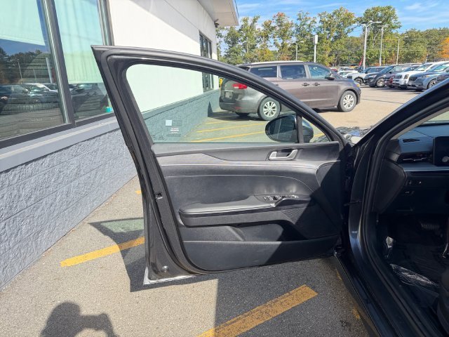 Used 2025 Gray Kia LXS image 26
