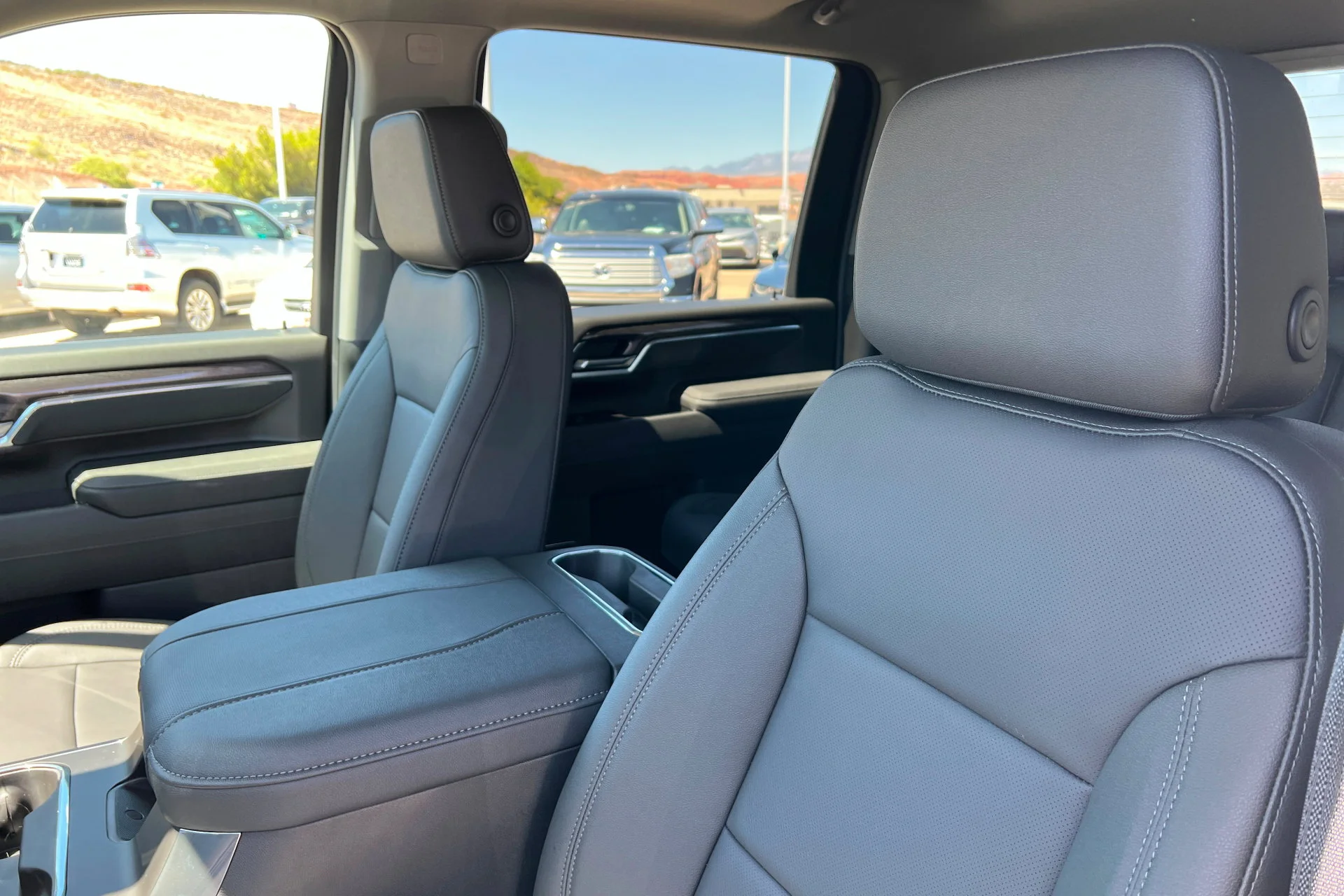 New 2026 Summit White Chevrolet LTZ image 16