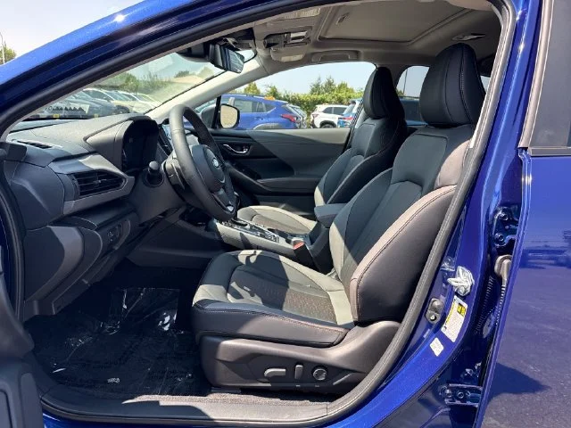 New 2026 SAPPHIRE BLUE PEARL Subaru Limited image 17