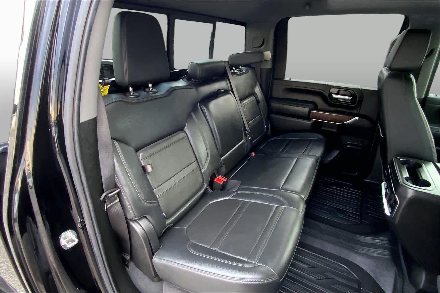Used 2022 Ebony Twilight Metallic GMC Denali image 17