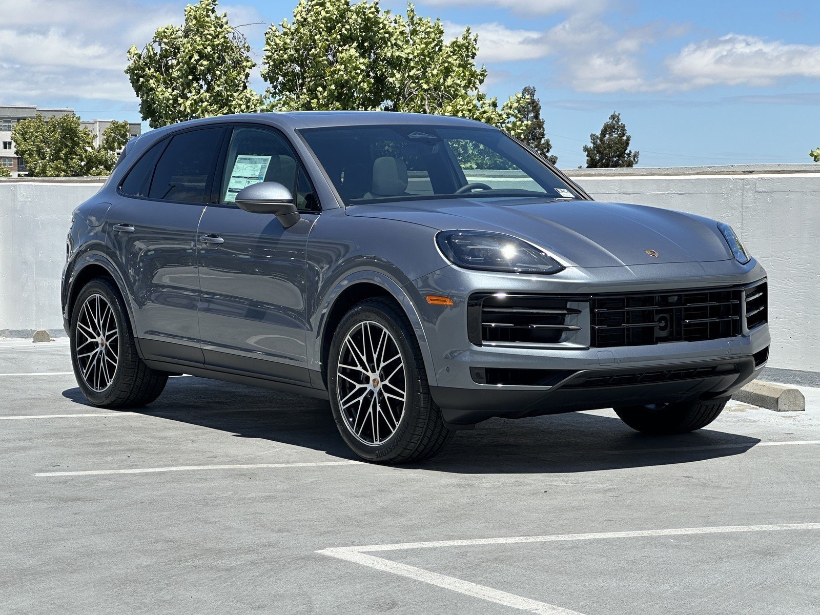 New 2026 Vanadium Grey Metallic Porsche Cayenne (AWD) image 10