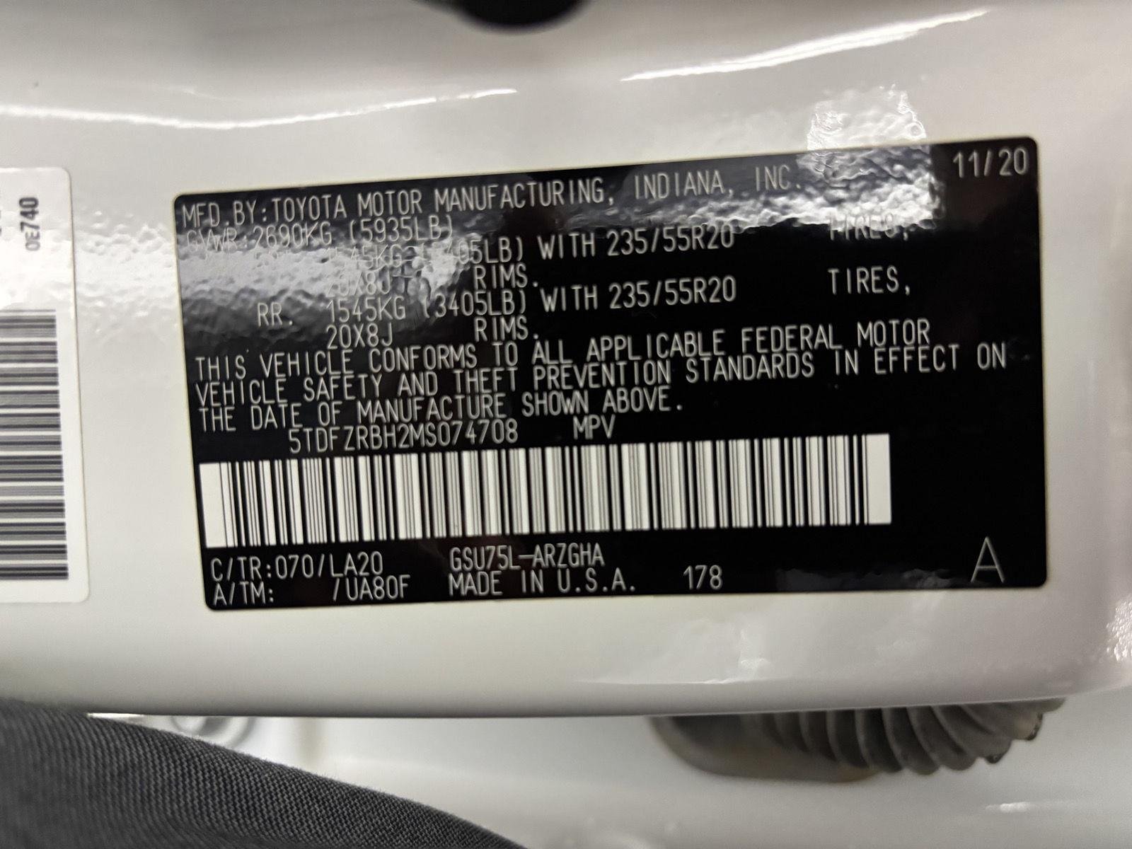 Used 2021 Blizzard Pearl Toyota Platinum image 25