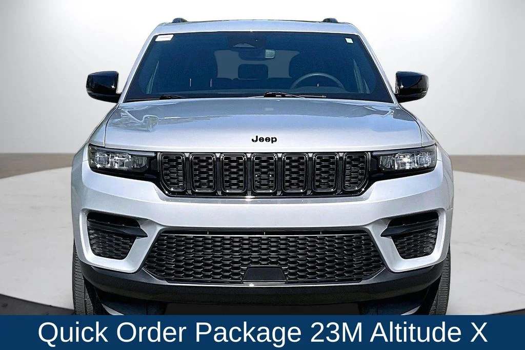 Certified Used 2023 Silver Jeep Altitude X image 3