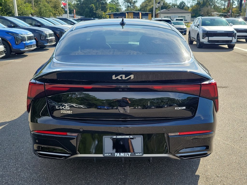 New 2027 Aurora Black Pearl Kia GT-Line image 5