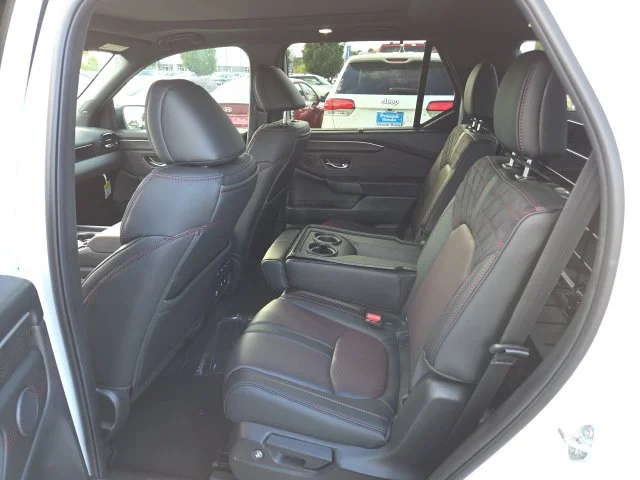 New 2026 Platinum White Pearl Honda Black Edition image 10