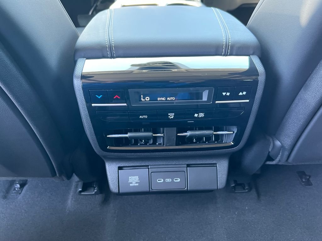 New 2026 Platinum White Pearl Acura Technology Package image 29