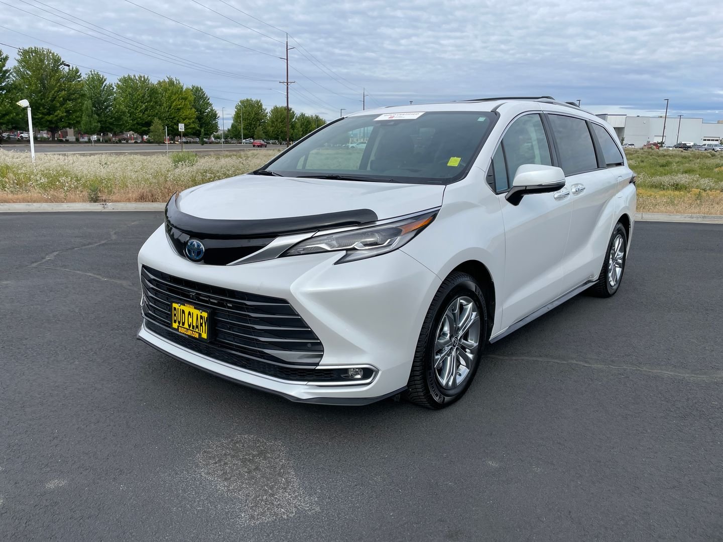 Certified Used 2023 Beige Toyota Platinum image 7