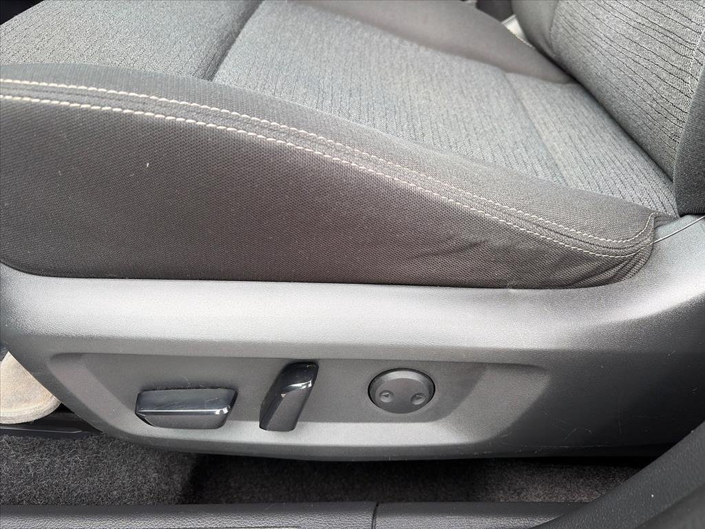 2021 Nissan Rogue SV - Photo 25