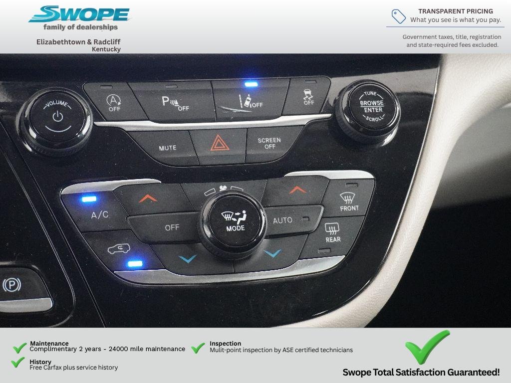 Used 2024 Silver Mist Clearcoat Chrysler Touring L image 22