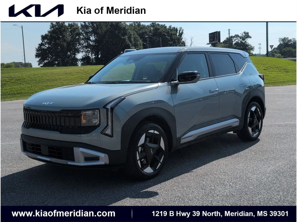 New 2027 Iceberg Green Kia S image 1
