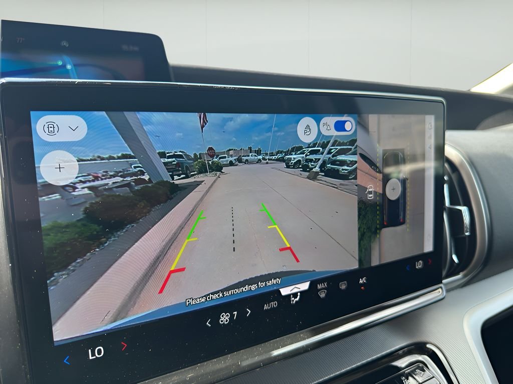 2025 Ford Expedition Active - Photo 18