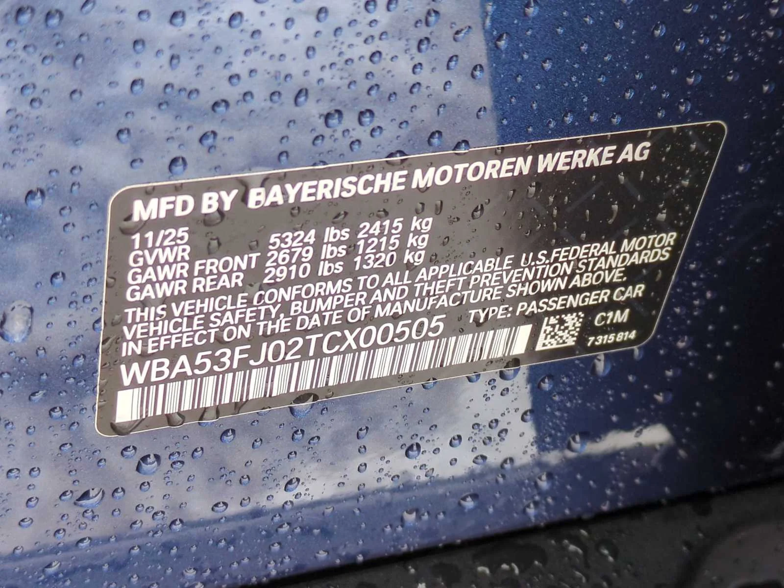 New 2026 Phytonic Blue Metallic BMW 530i xDrive image 37