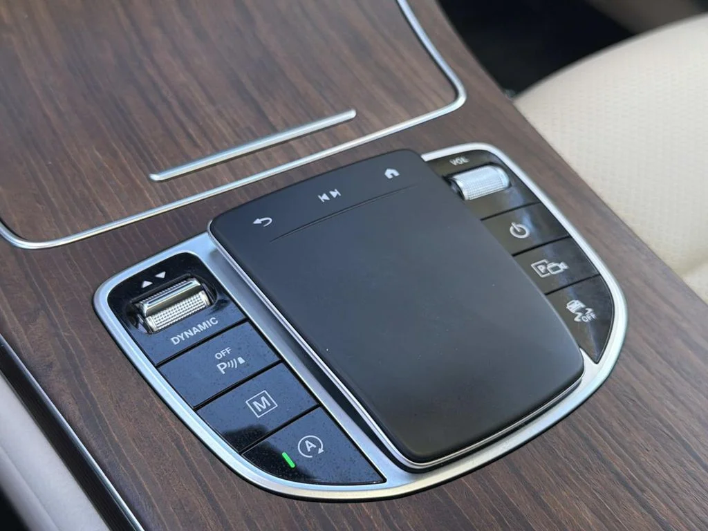 Used 2022 Black Mercedes-Benz 300 image 17