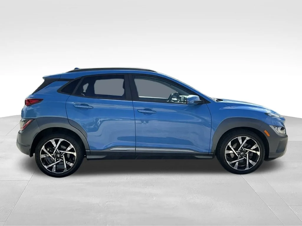 Used 2022 Blue Hyundai Limited image 8