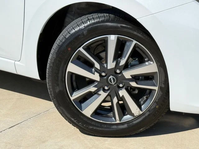 Used 2025 Nissan Versa Sedan SV with VIN 3N1CN8EV2SL829128 for sale in Leander, TX