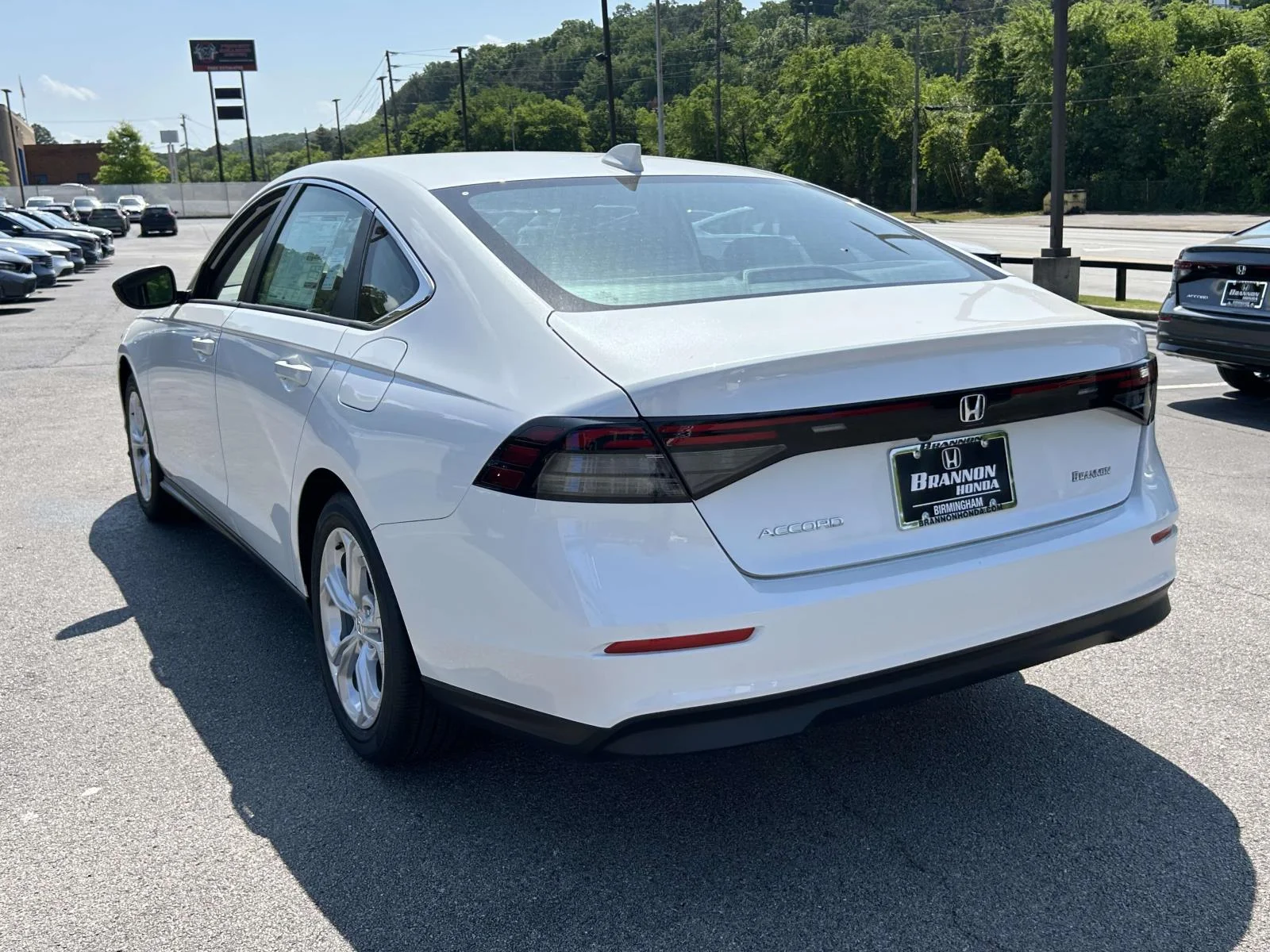 New 2026 Platinum White Pearl Honda LX CVT image 3