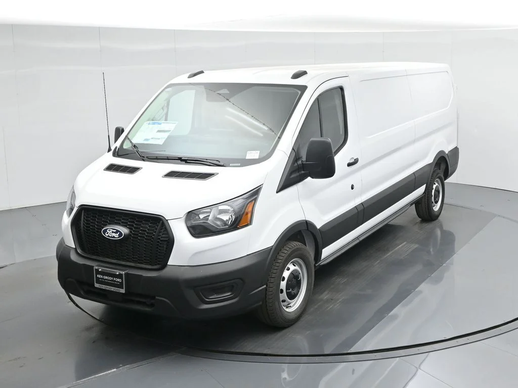 New 2026 White Ford Base image 37