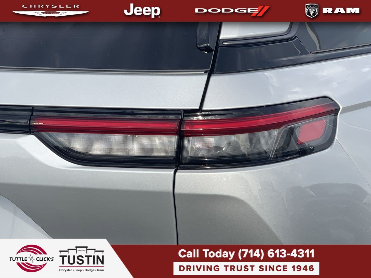 New 2026 Silver Zynith Exterior Paint Jeep 85th Anniversary Edition image 9