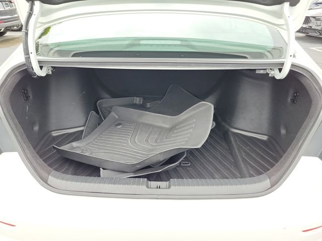 2025 Honda Accord LX - Photo 9