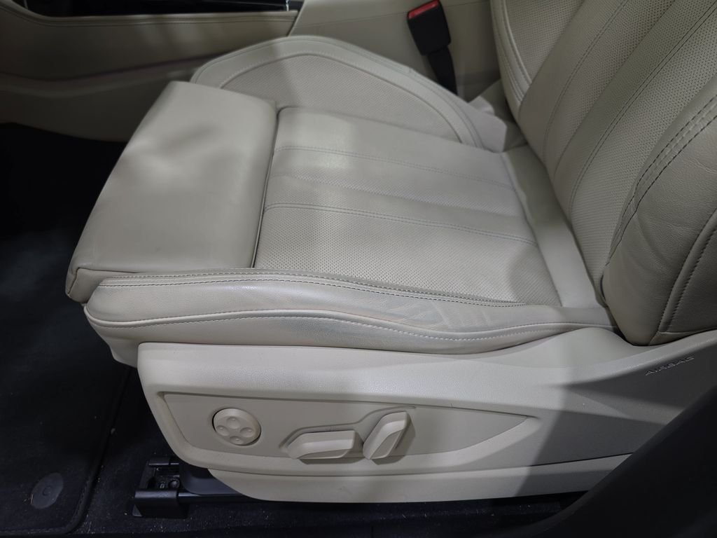 Used 2023 White Audi 45 S line Prestige image 32