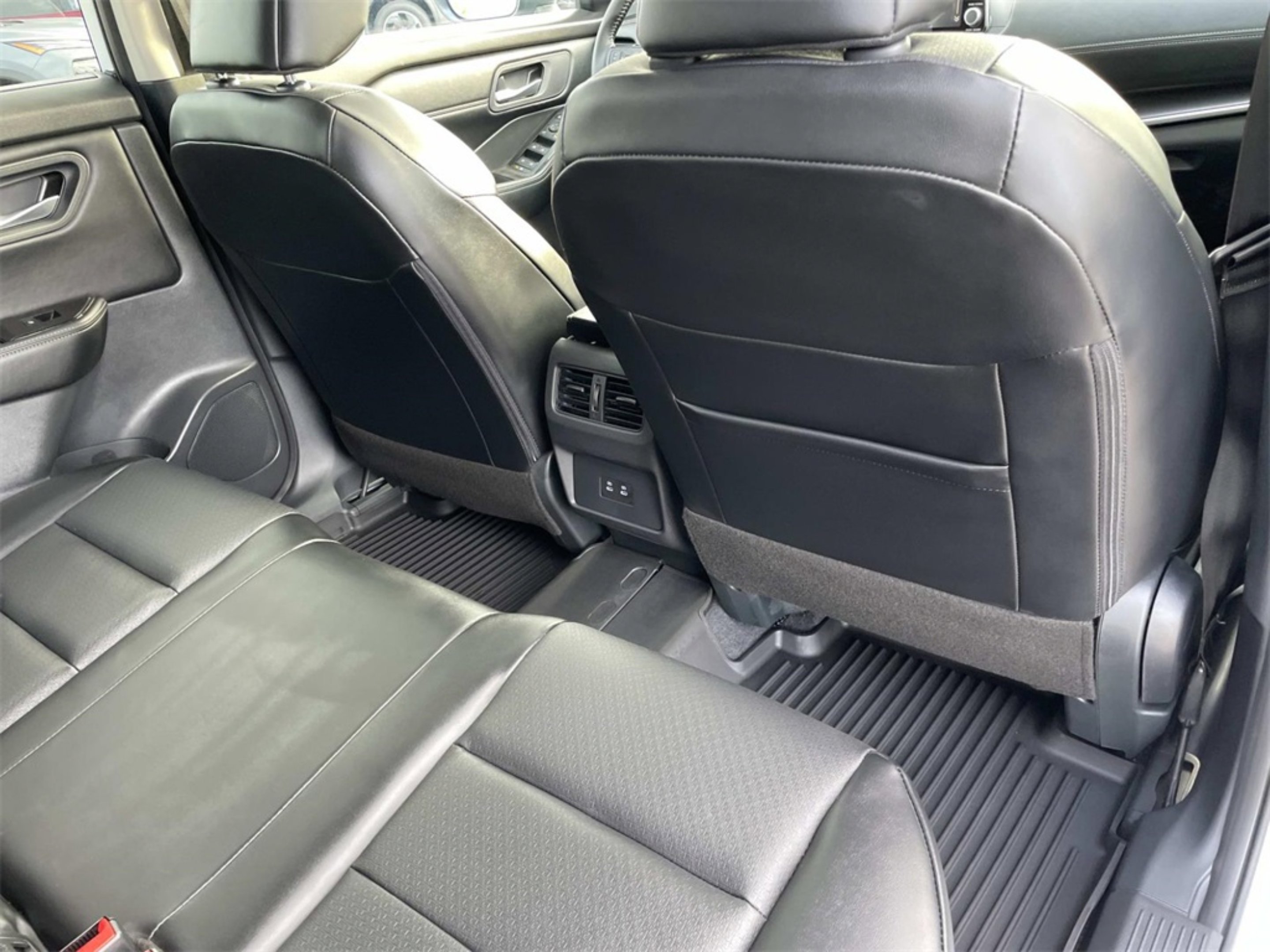 2026 Nissan Rogue SV - Photo 17