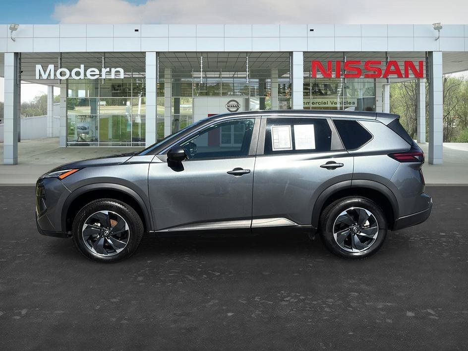 Used 2024 Gun Metallic Nissan SV image 2