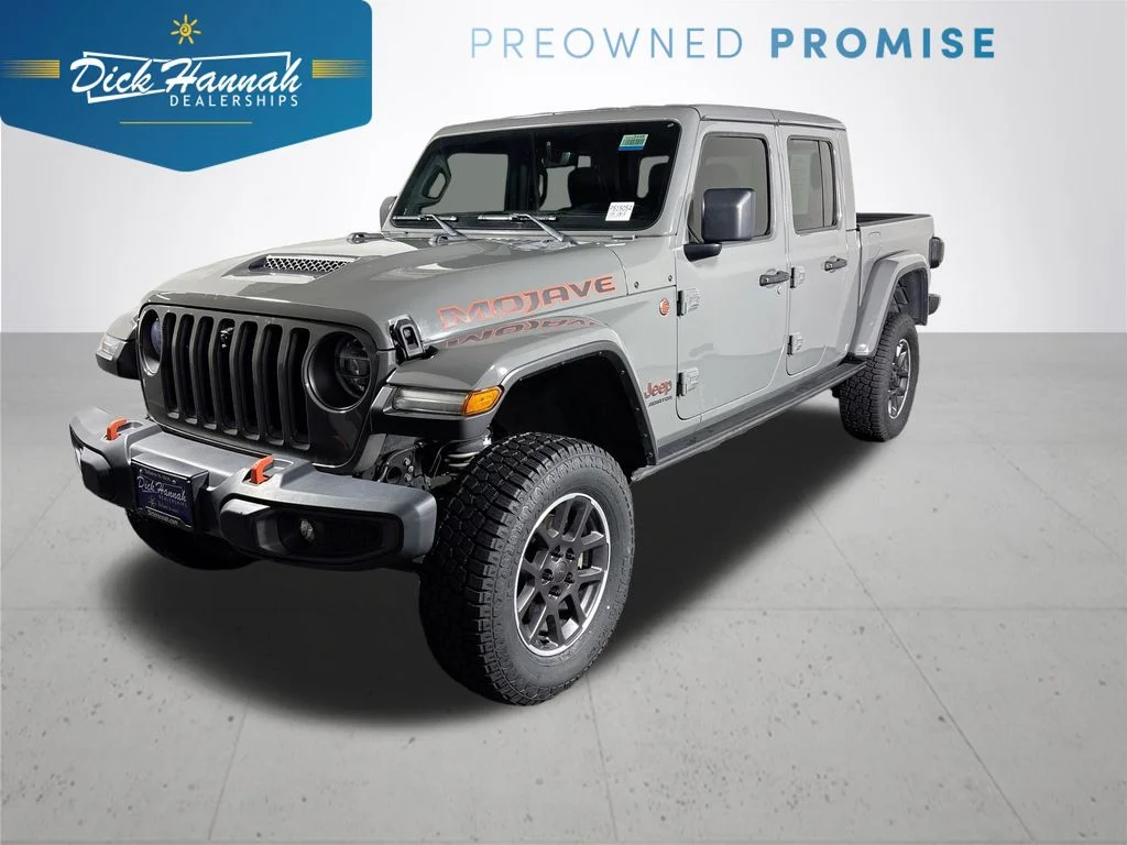 Used 2021 Gray Jeep Mojave image 1