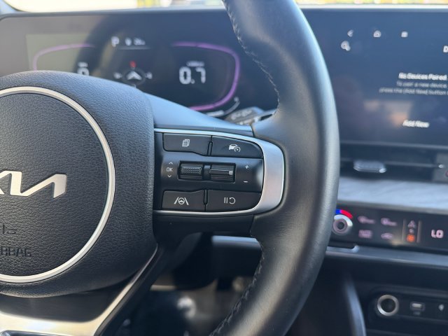 Certified Used 2024 White Kia X-Line image 12