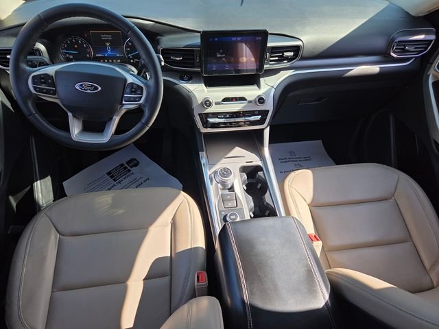 Used 2020 White Ford XLT image 9