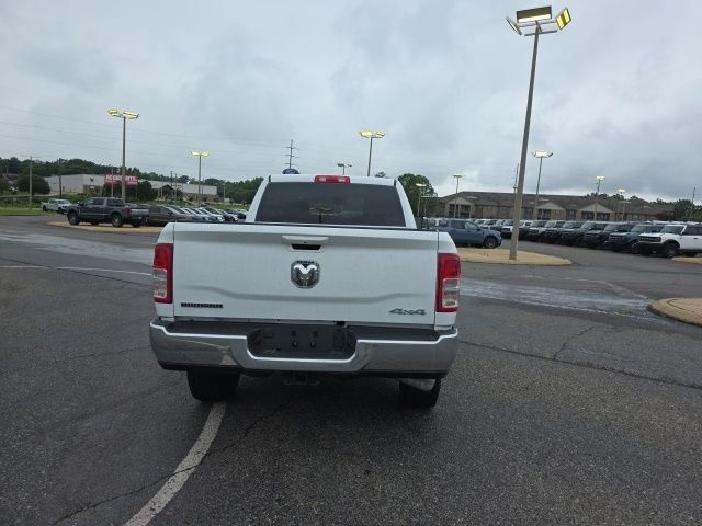 Used 2022 White Ram Big Horn image 4
