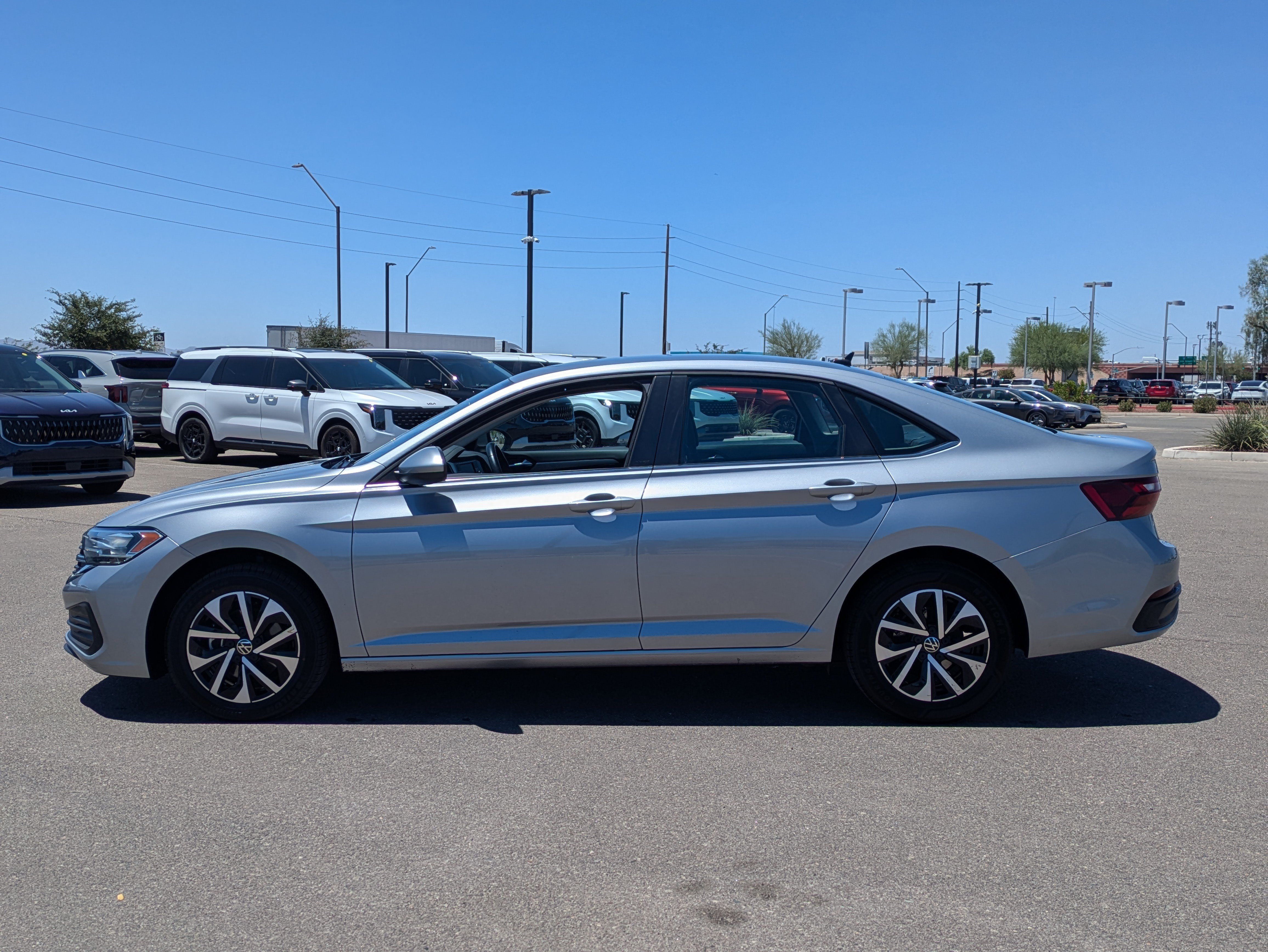 3VW5M7BU2RM053440