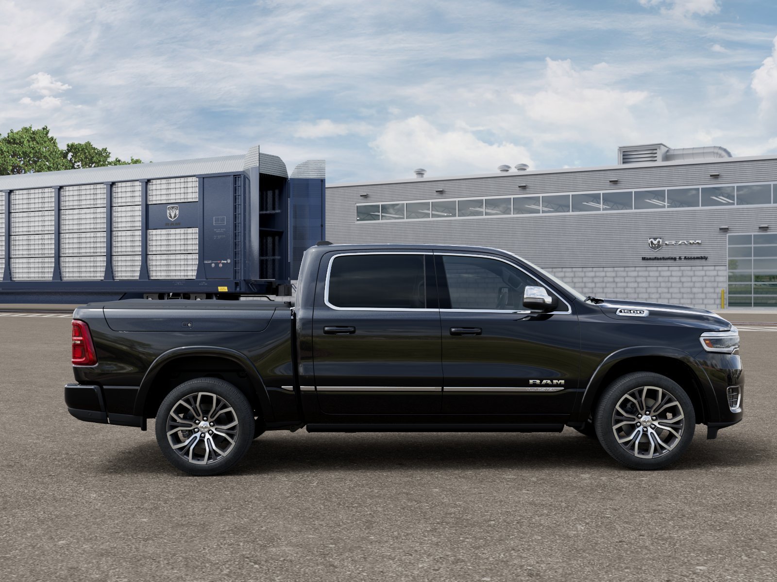New 2026 Diamond Black Crystal Pearl-Coat Exterior Paint RAM Tungsten image 12