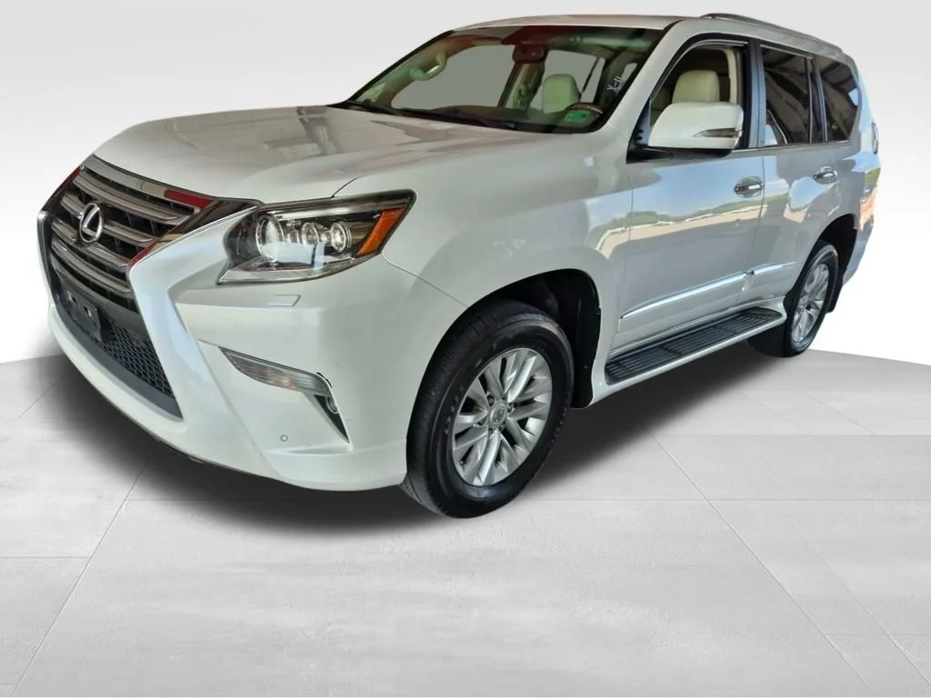 Used 2017  Lexus 460 image 10