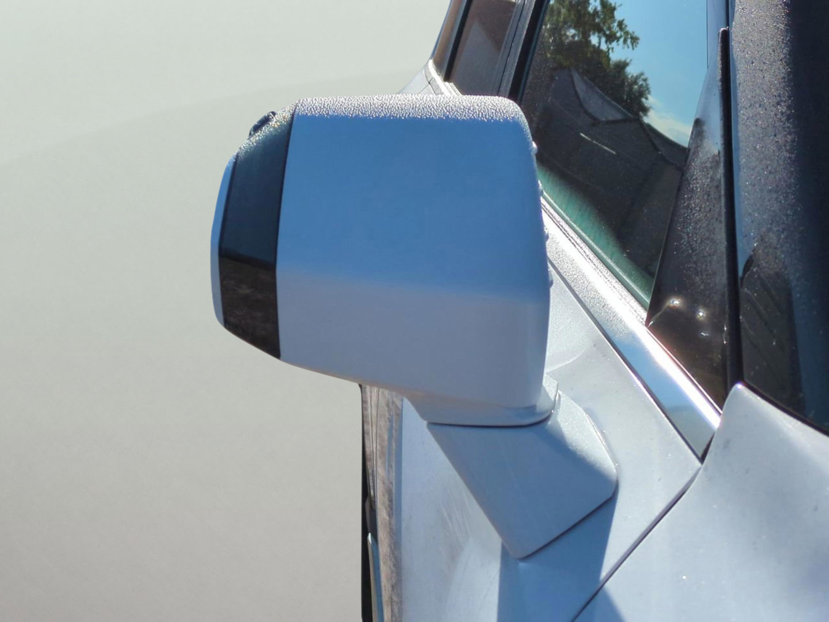 New 2027 Glacial White Pearl Kia EX image 11