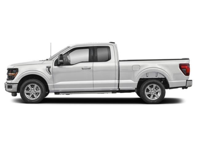 New 2026 Oxford White Ford XLT image 3