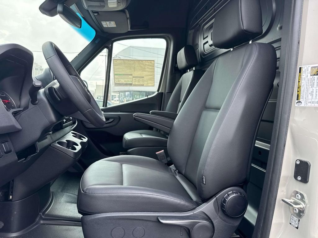2025 Mercedes-Benz Sprinter Cargo Van Base - Photo 8