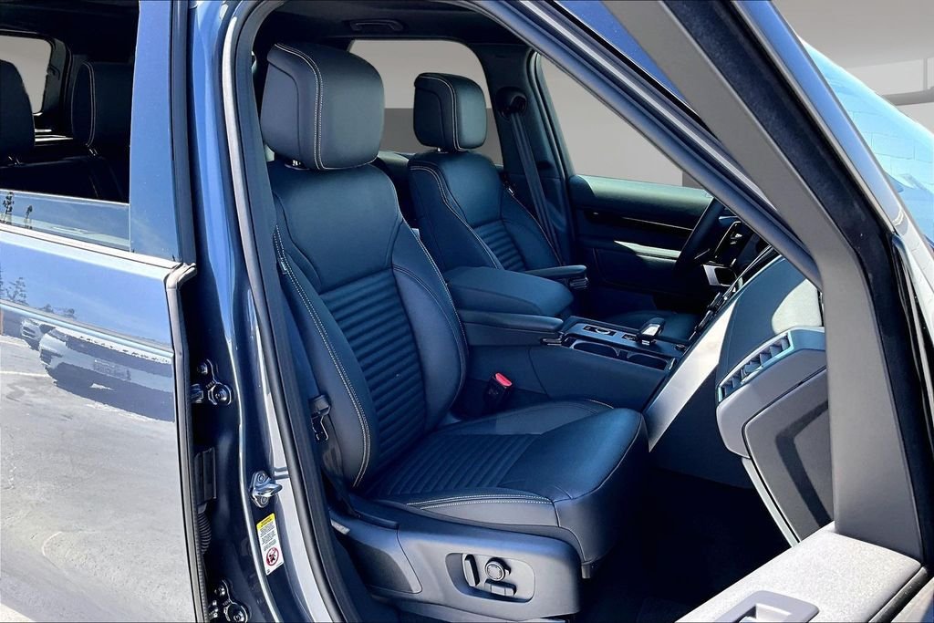 New 2026 VARESINE BLUE Land Rover S image 12