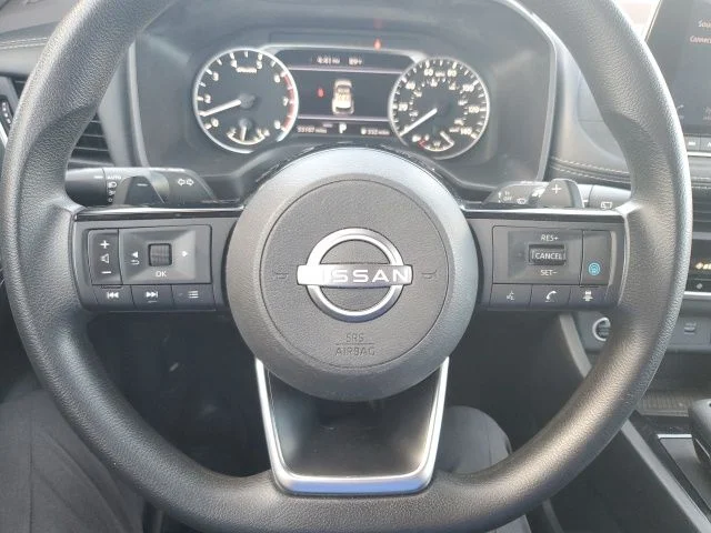 Used 2023 Blue Nissan SV image 16