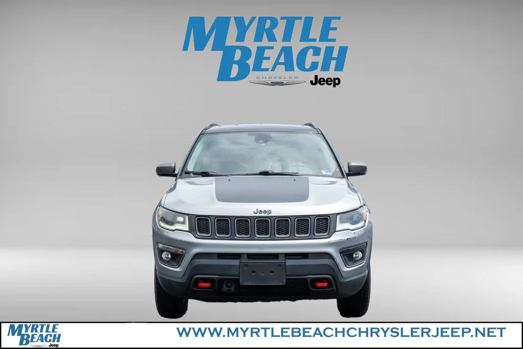 Certified Used 2021 Billet Silver Metallic Jeep Trailhawk image 9