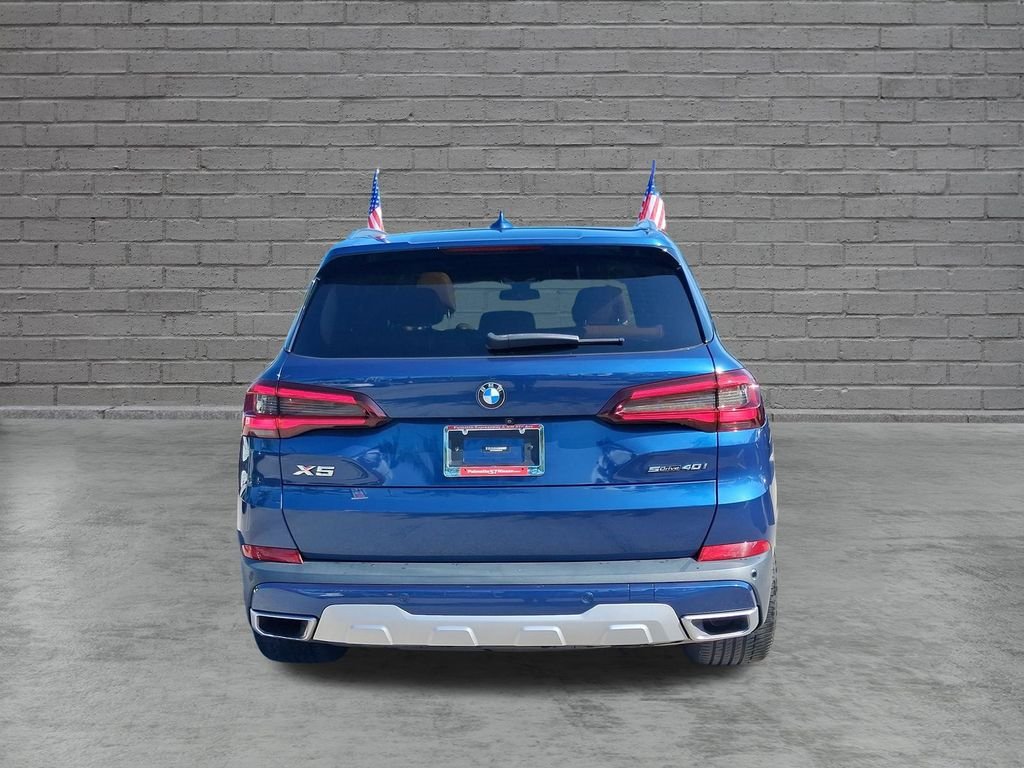 Used 2021 Blue BMW sDrive40i image 9