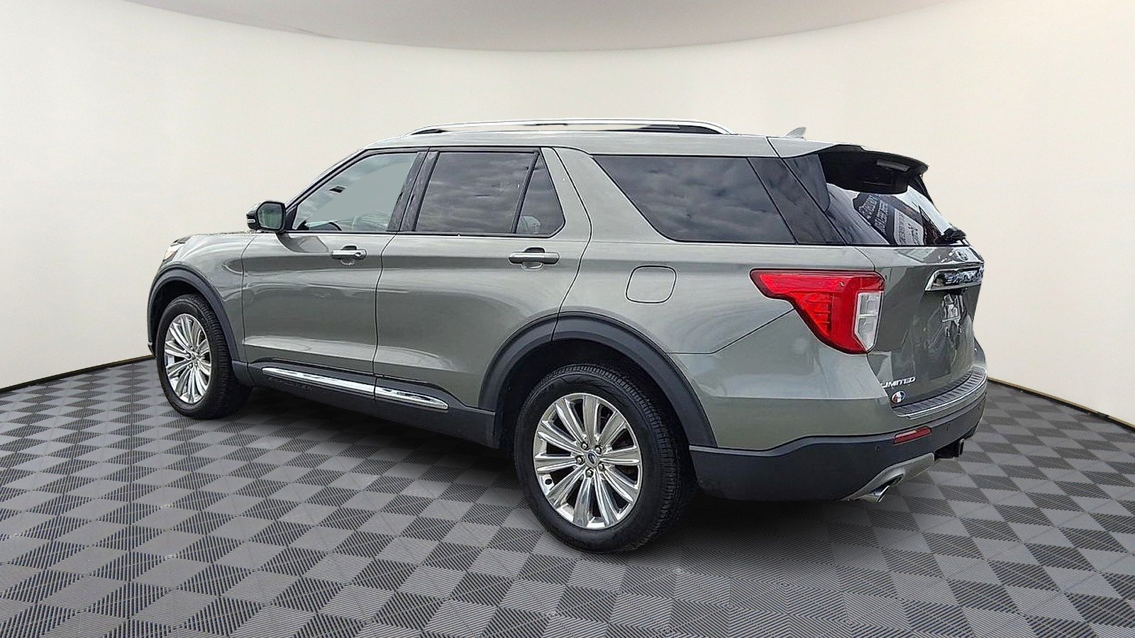Used 2020 Silver Spruce Metallic - BN Ford Limited image 6