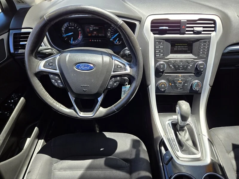 Used 2015 Gray Ford SE image 7