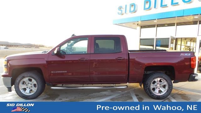 Used 2015 Deep Ruby Metallic Chevrolet LT image 2