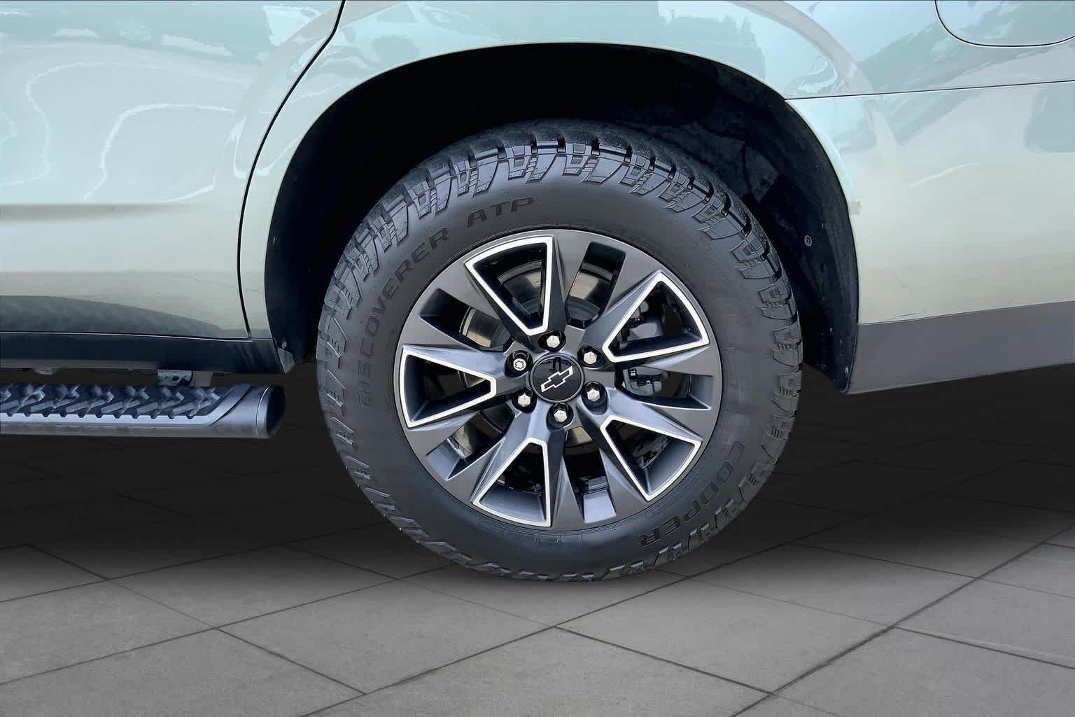 Used 2023 Silver Sage Metallic Chevrolet Z71 image 11