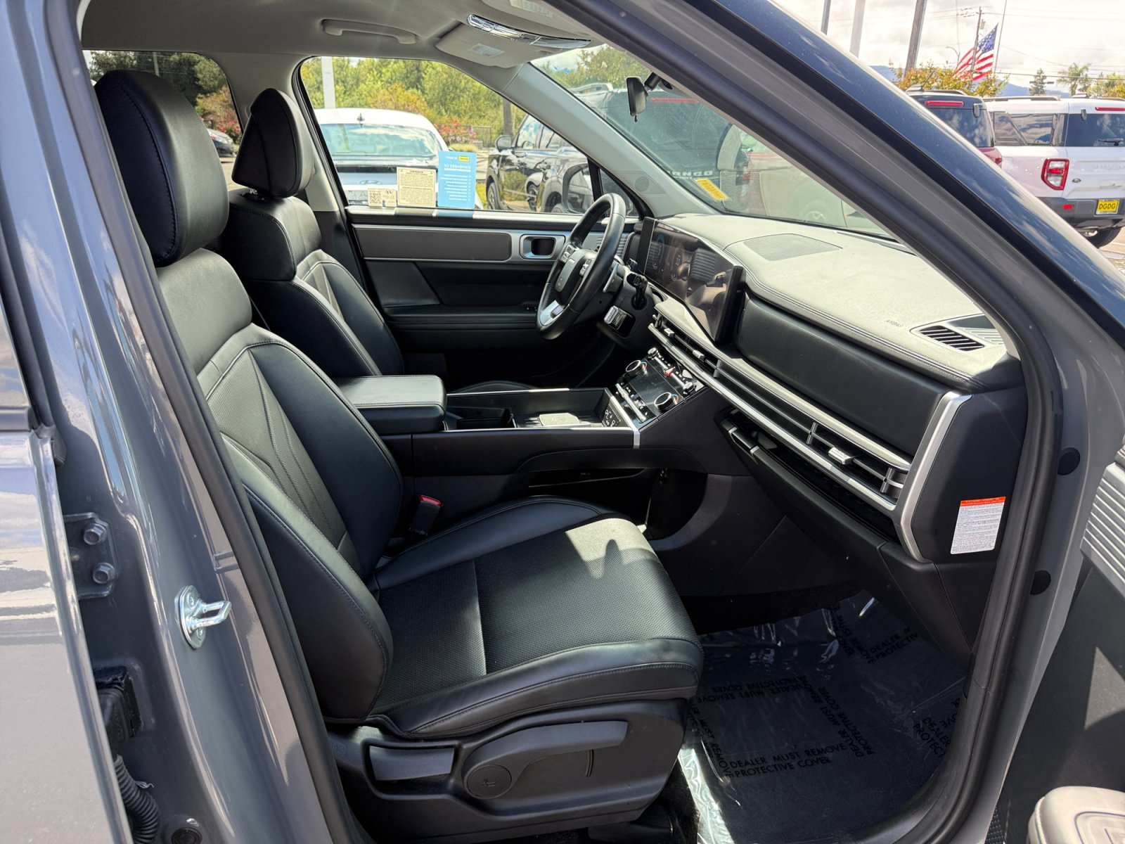 Used 2025 Gray Hyundai SEL image 20