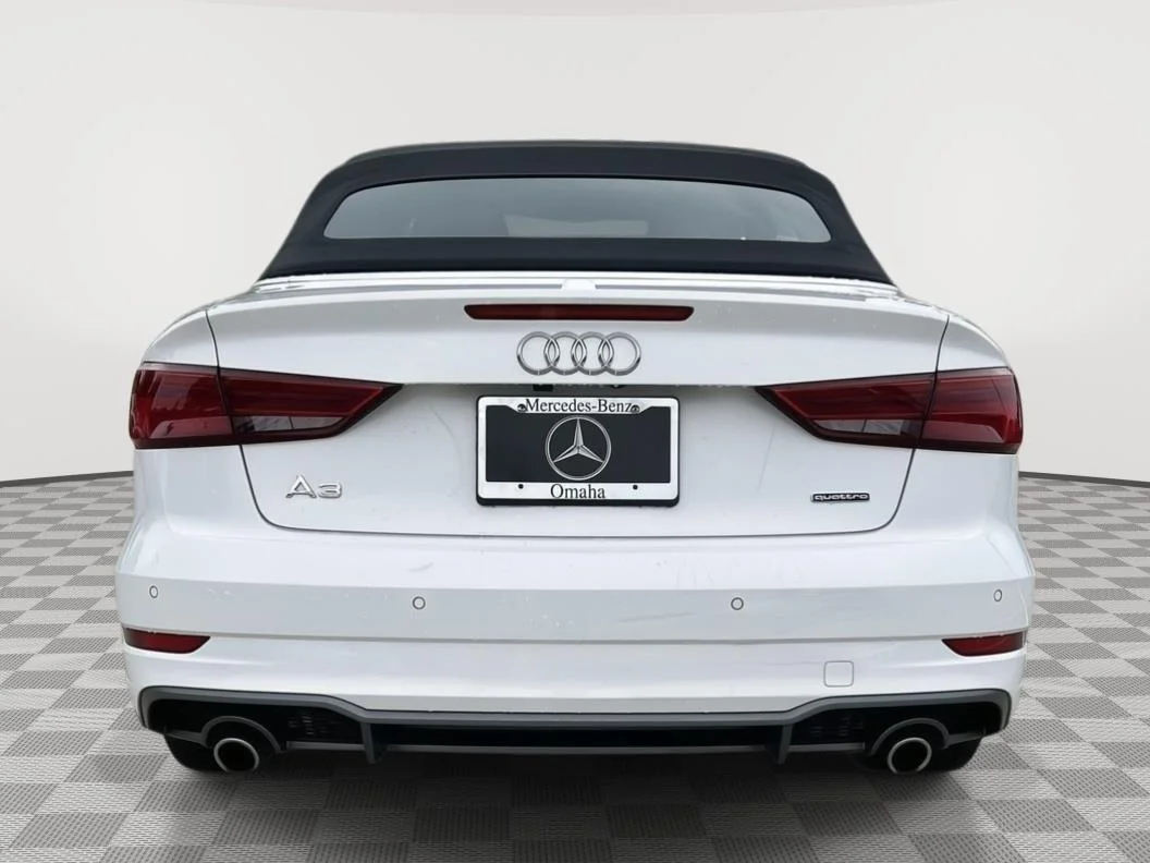 Used 2019 Ibis White/Black Roof Audi Premium Plus image 4